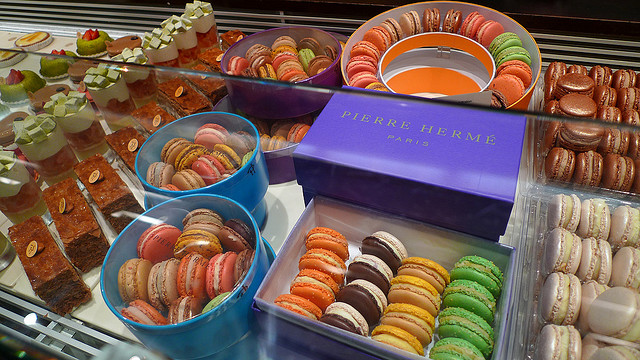 Macarons at Pierre Herme, Paris Macarons at Pierre Herme, Paris